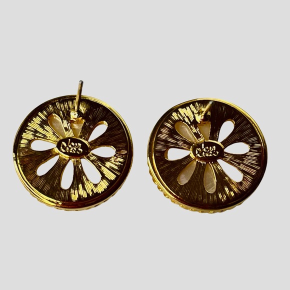 Vintage Joan Rivers Caged Faux Mabe Pearl Earrings color Gold pre owned like new - Picture 2 of 3